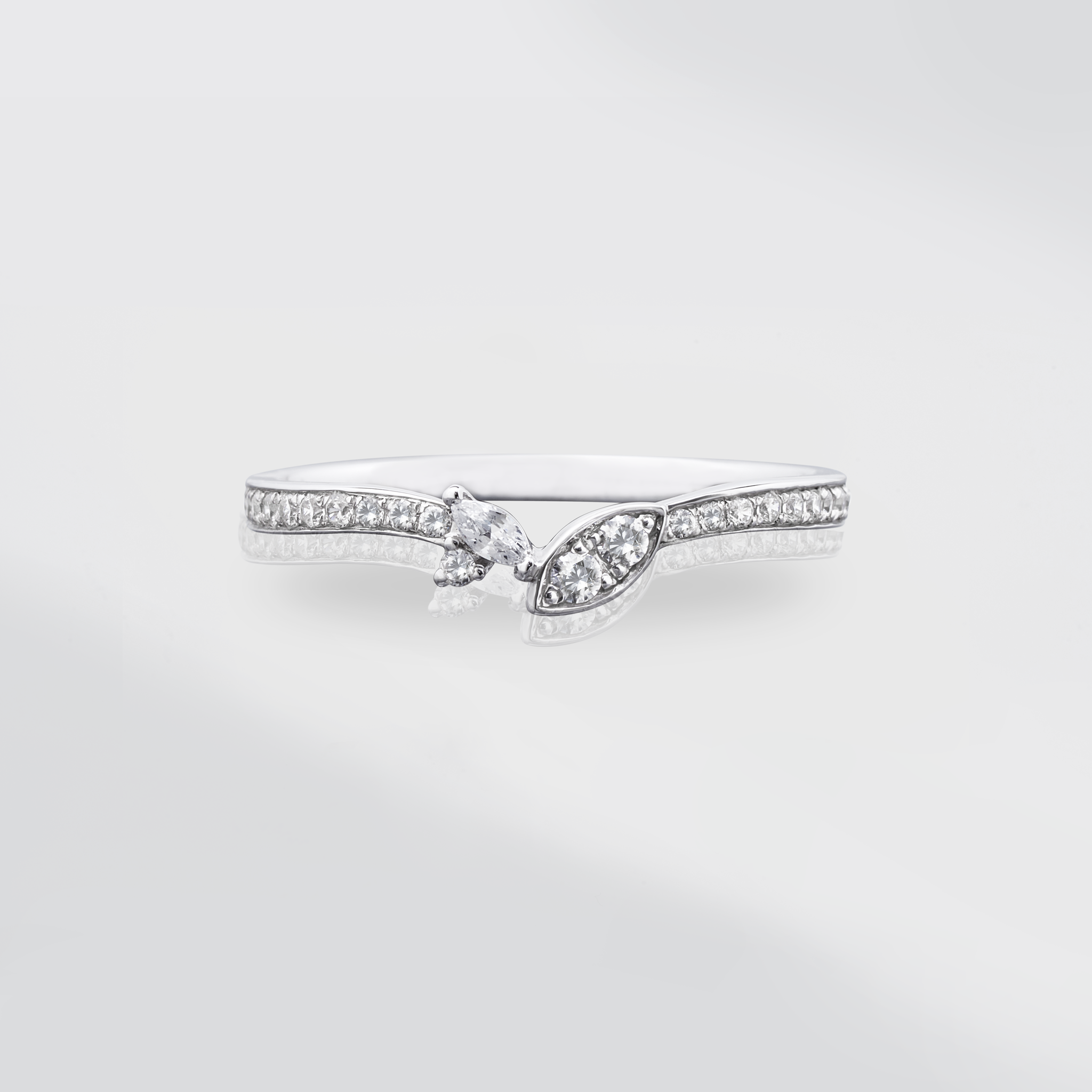 Laurel Blossom ,18K,14K,鑽戒,墜子,對戒,鑽石- ADORA珠寶