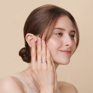 Crowned in Love ,18K,14K,鑽戒,墜子,對戒,鑽石- ADORA珠寶